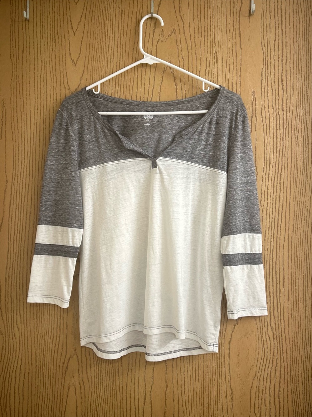 SO Two-Tone Gray and Cream Raglan Long Sleeve Top